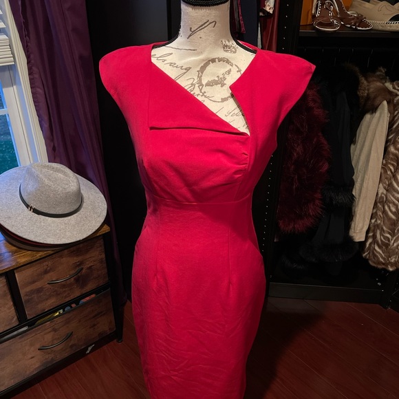 AVA & AIDEN Red with pockets and asymmetrical neckline sz6 - Picture 1 of 2